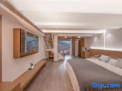 Madison Capital Executive Apartments - 56