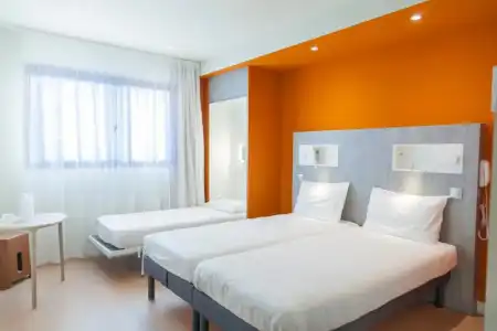 ibis Murcia - 40