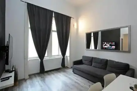 Apartment House - The Modern Flat - 87