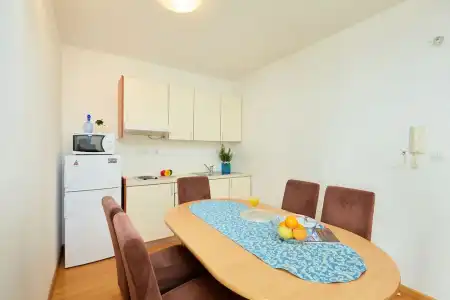 Apartments Zelic Tucepi - 70