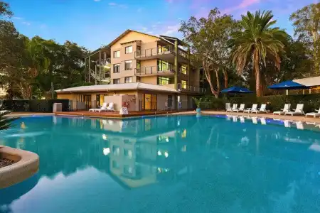 Ramada Resort Flynns Beach - 20