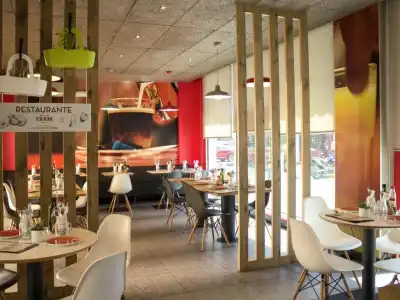 ibis Sevilla - 23