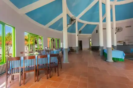 Capital O 1078 Sun and Sea Resort Hue - 23