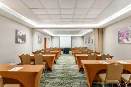 Wyndham Garden Austin - 9