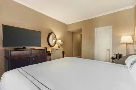 Omni Shoreham - 43