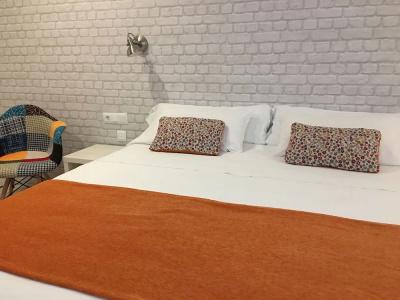 Hostal Menurka - 5