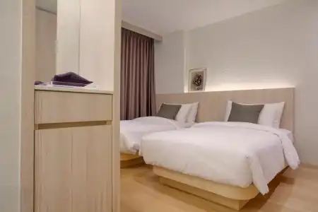 Balcony Seaside Sriracha & Serviced Apartments (SHA Extra Plus) - 237