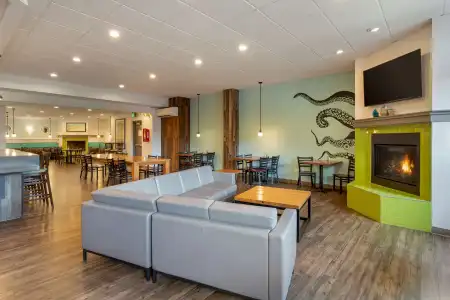 Best Western Plus Ocean View Resort - 31