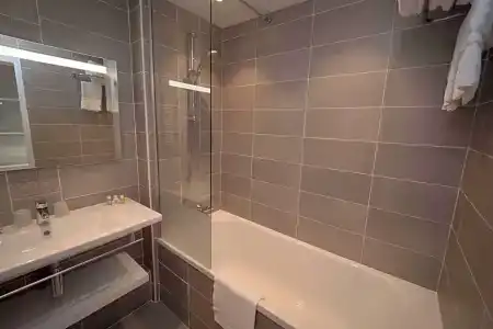 Best Western Le Roof - 122