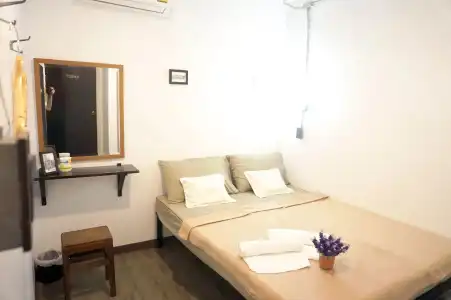 Feel Good Hostel bk - 3