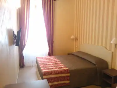 Excellence Suite - 22