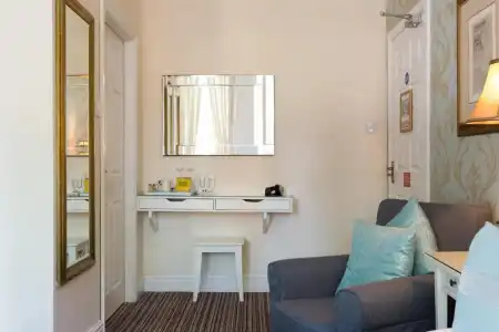 The Ascott - 62