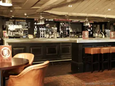 Village Cardiff - 31