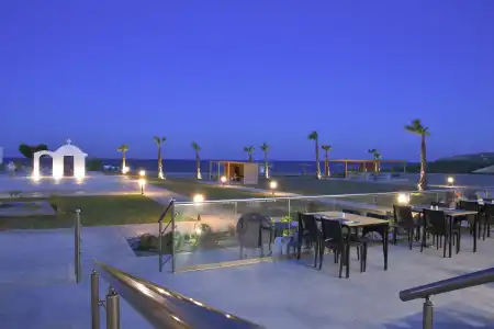 Evita Bay - 13