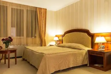 Romance & Family Suites - 38