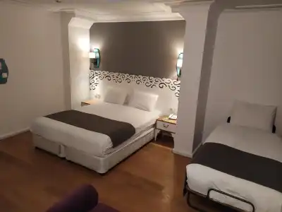 Jakaranda Istanbul - 38