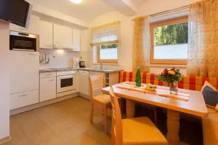 Hotel-Garni Jakober - 18