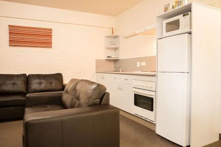Adina Place Motel Apartments - 38
