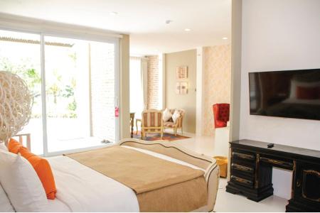 Summer Luxury Beach Resort and Spa - 39