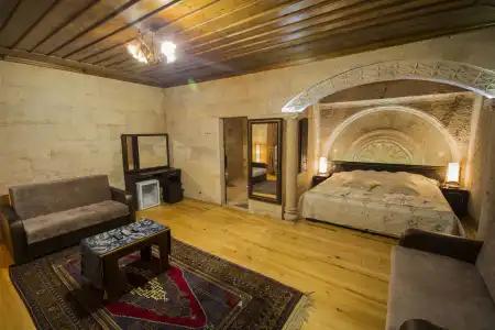 Roma Cave Suite - 21
