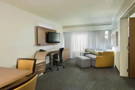 Courtyard by Marriott Wilmington / Wrightsville Beach - 34