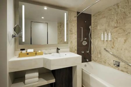 Courtyard by Marriott Tokyo Ginza - 49