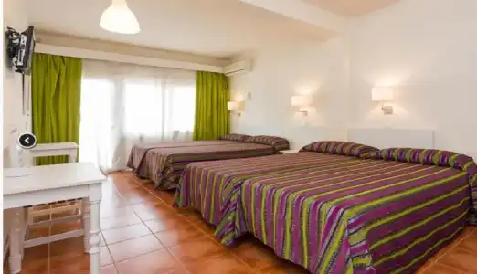 Sol y Miel Hostal - 123