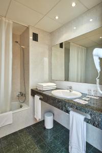 Gran Flamingo – Adults Only - 37