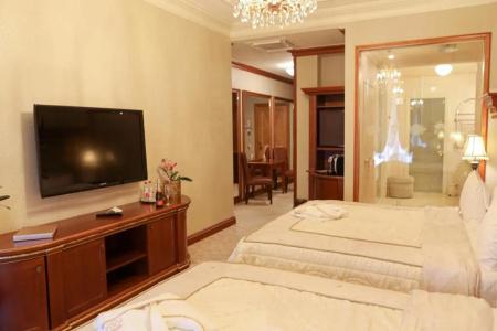 Royal Spa & Resort - 175