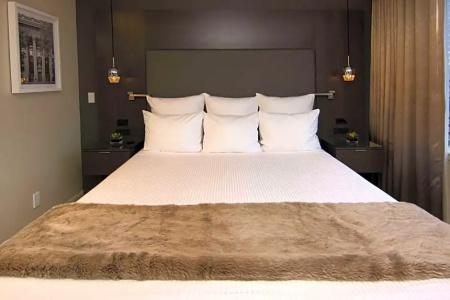 The Benson Portland, Curio Collection by Hilton - 70