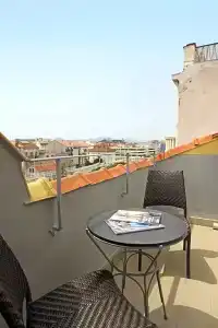 Golden Tulip Cannes de Paris - 98