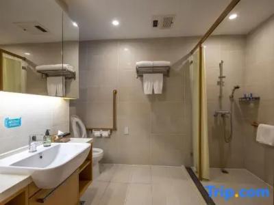 Green Court Place Jinqiao Middle Ring Shanghai - 101