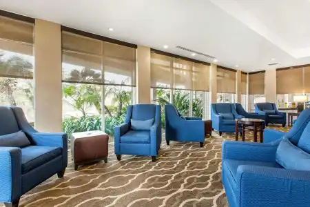 Best Western Inn & Suites San Diego – Zoo/SeaWorld Area - 1