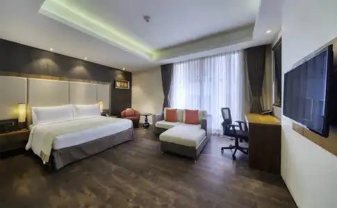 Holiday Inn Kolkata Airport by IHG - 97