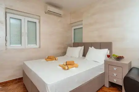 ApartStijovic - 1