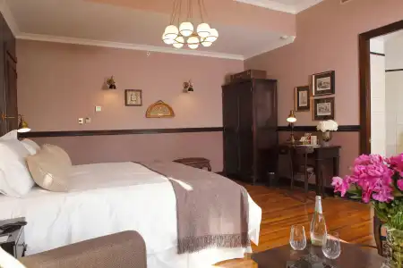 Boutique Castillo Rojo - 6