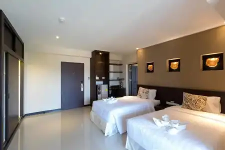 Chateau de Sukhumvit - 85