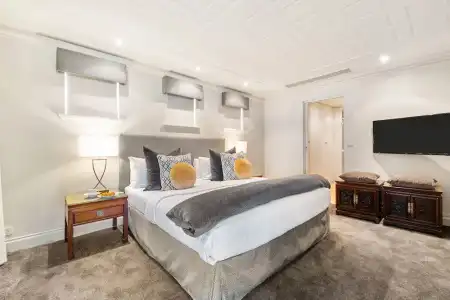 The Peninsula Riverside Serviced Apartments - 167