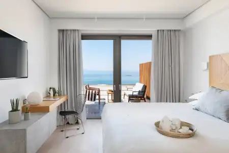 Messinian Icon & Suites - 3