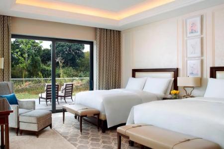 The Ritz-Carlton, - 156