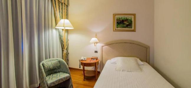 Best Western Globus City - 43