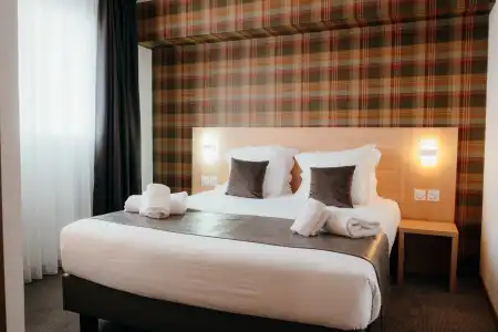 Hôtel Red Fox - 4