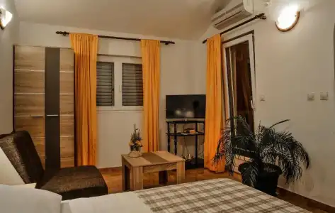 Huter Apartments - 36