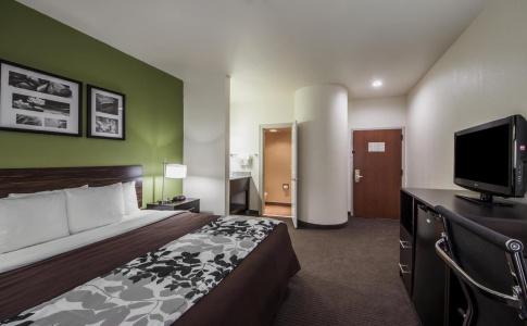 Sleep Inn & Suites Tulsa Central I-44 - 2