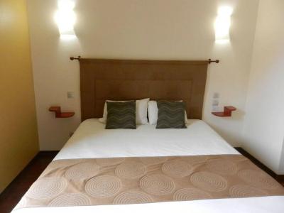 L'Hôtel de Chartres - 1