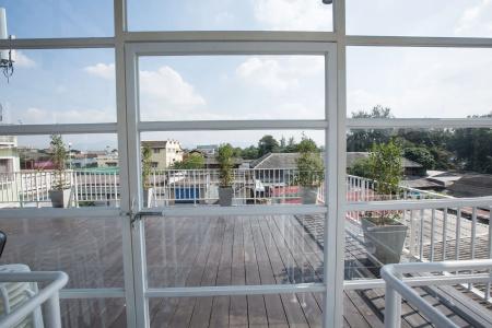 Memmoth Cafe & Hostel in Lampang - 7