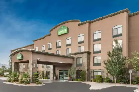 Wingate by Wyndham St. George - 0