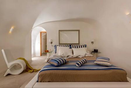 Elite Luxury Suites - 103