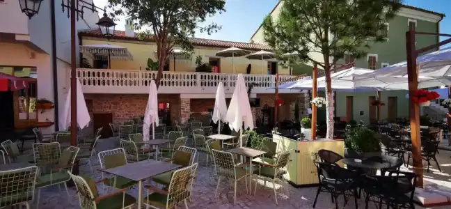 Bohemian Boutique Suites - 45