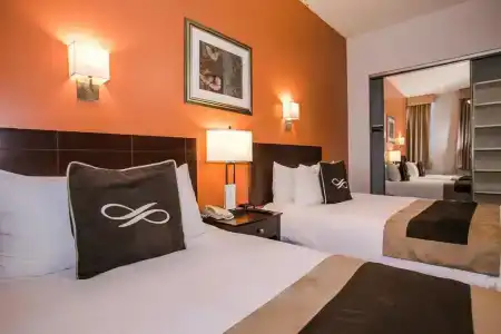 Pointe Plaza - 28